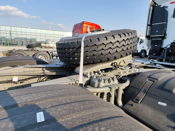 SINOTRUK 6x4 Howo Trucks for Sale in Nigeria - Тягач: фото 5 SINOTRUK 6x4 Howo Trucks for Sale in Nigeria - Тягач: фото 5