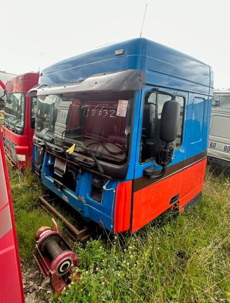 DAF DAF XF105-410 Bleue - Кабина для Грузовиков: фото 1 DAF DAF XF105-410 Bleue - Кабина для Грузовиков: фото 1