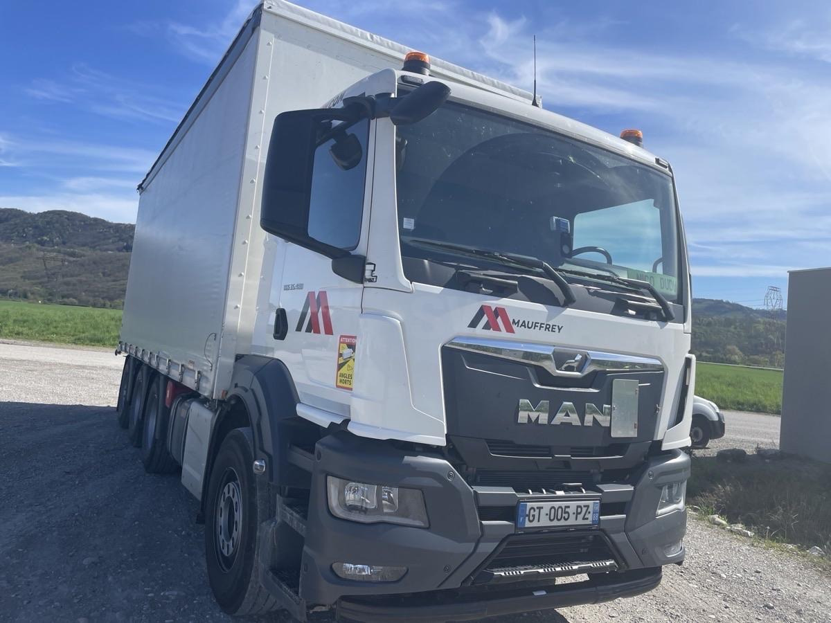 MAN TGS 35.480 - Тентованный грузовик: фото 1 MAN TGS 35.480 - Тентованный грузовик: фото 1