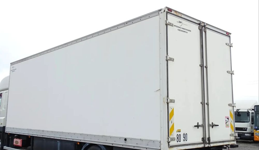 DAF LF 18.320 Kontener 20 palet - Грузовик с закрытым кузовом: фото 3 DAF LF 18.320 Kontener 20 palet - Грузовик с закрытым кузовом: фото 3