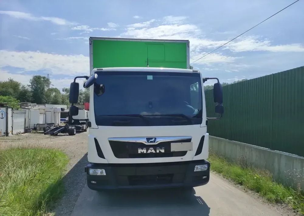 MAN TGL 12.190 kontener , winda - Грузовик с закрытым кузовом: фото 2 MAN TGL 12.190 kontener , winda - Грузовик с закрытым кузовом: фото 2
