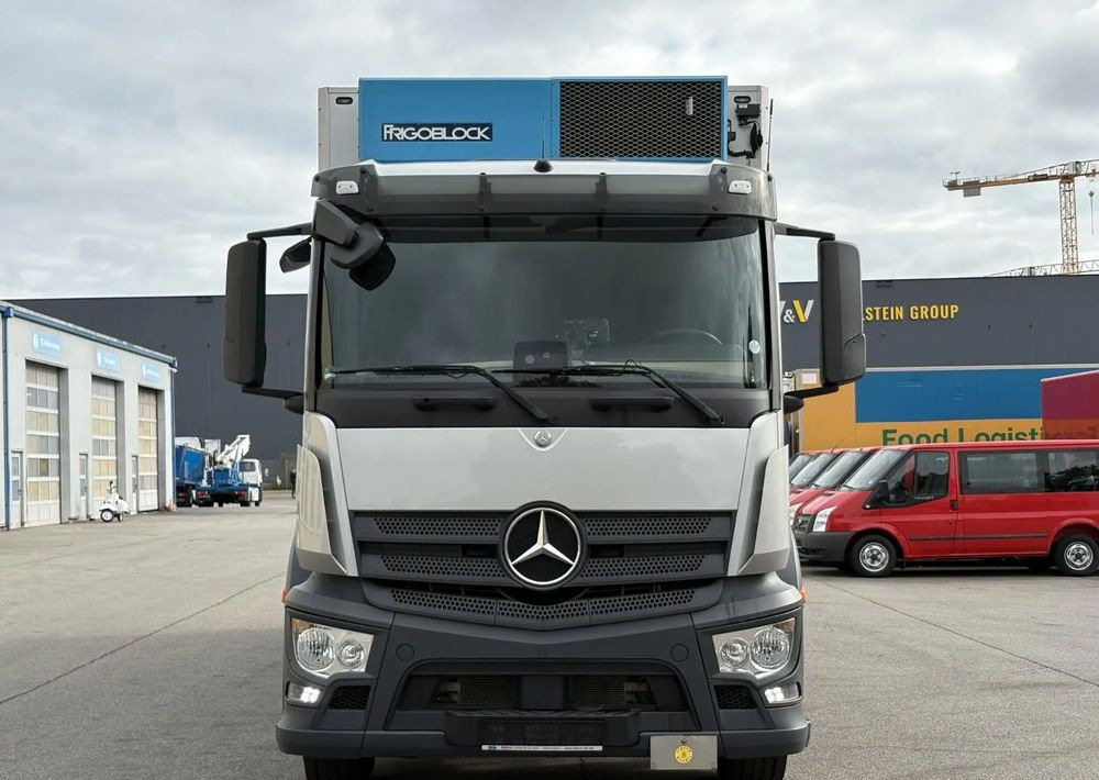 Mercedes-Benz Actros 2543 6x2 chłodnia izoterma 18 palet oś skrętna - Рефрижератор: фото 2 Mercedes-Benz Actros 2543 6x2 chłodnia izoterma 18 palet oś skrętna - Рефрижератор: фото 2
