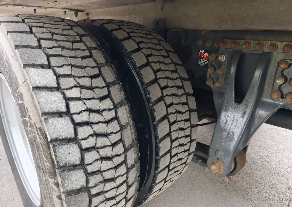 Рефрижератор Renault GAMA D 18.320  chłodnia izoterma 18 palet sypialka: фото 6