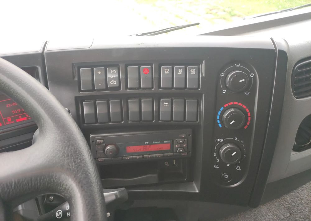 Рефрижератор Renault GAMA D 18.320  chłodnia izoterma 18 palet sypialka: фото 13