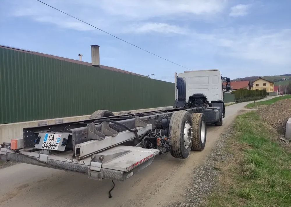 Renault Premium 26.380 Dxi 6x2 rama do zabudowy - Грузовик-шасси: фото 3 Renault Premium 26.380 Dxi 6x2 rama do zabudowy - Грузовик-шасси: фото 3