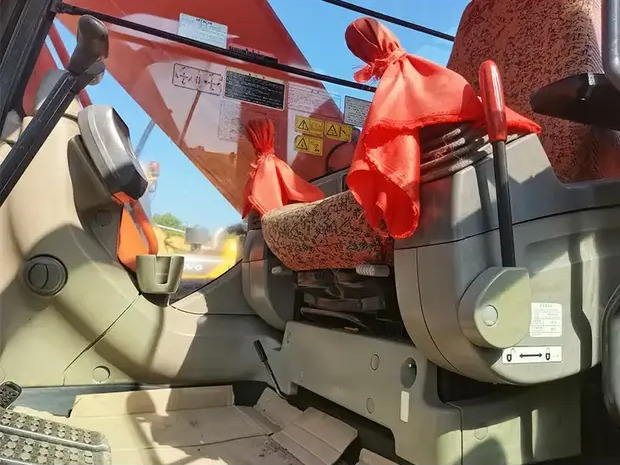 2022 Hitachi ZX240 - Гусеничный экскаватор: фото 5 2022 Hitachi ZX240 - Гусеничный экскаватор: фото 5