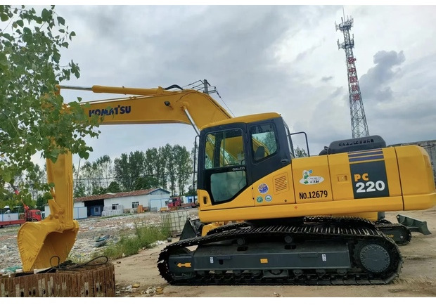 2023 Komatsu PC220-7 - Гусеничный экскаватор: фото 3 2023 Komatsu PC220-7 - Гусеничный экскаватор: фото 3