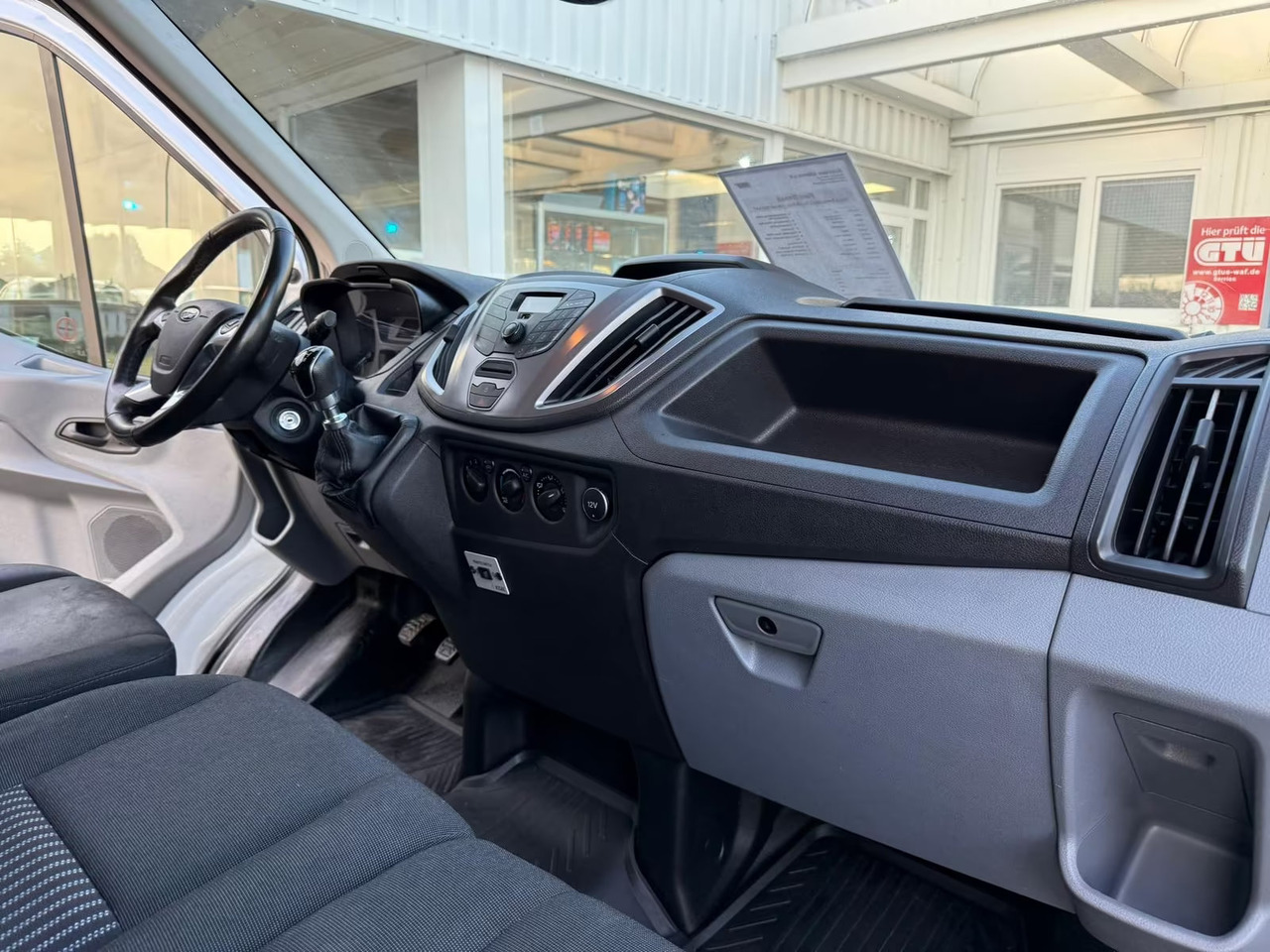 Ford Transit - Легковой фургон: фото 5 Ford Transit - Легковой фургон: фото 5