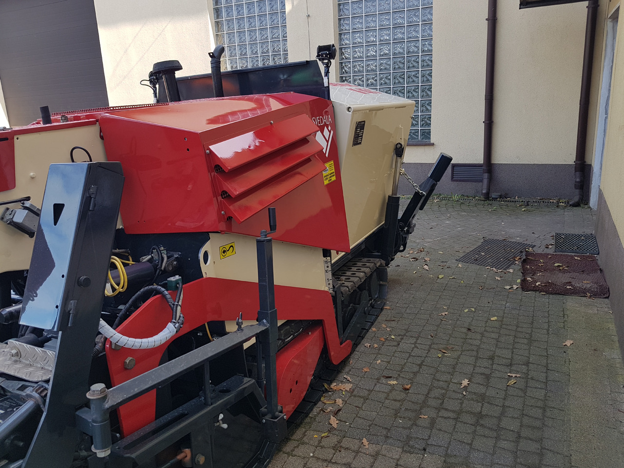 DEMAG DF45C - Асфальтоукладчик: фото 4 DEMAG DF45C - Асфальтоукладчик: фото 4