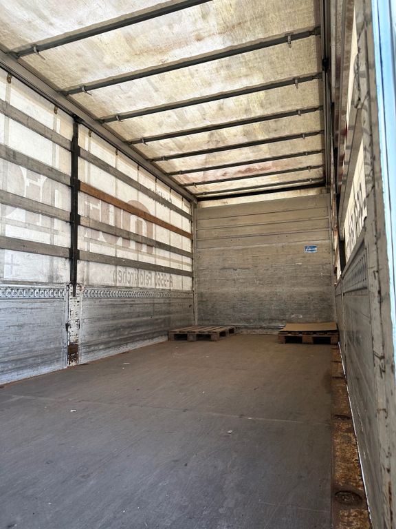 DAF LF 55-220 EEV Edscha LBW - Тентованный грузовик: фото 5 DAF LF 55-220 EEV Edscha LBW - Тентованный грузовик: фото 5