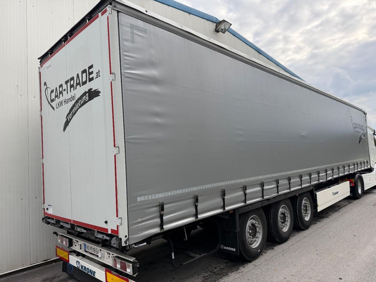 Krone SDP27 Lift/XL-Code/Alulatten - Тентованный полуприцеп: фото 3 Krone SDP27 Lift/XL-Code/Alulatten - Тентованный полуприцеп: фото 3
