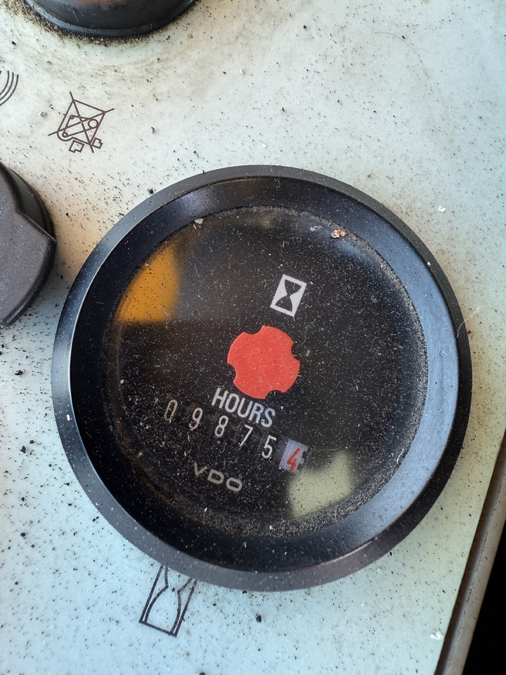 SENNEBOGEN 683M - Короткобазный кран: фото 4 SENNEBOGEN 683M - Короткобазный кран: фото 4