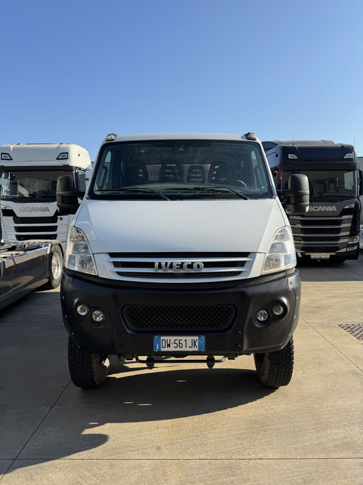 IVECO Daily 4X4 - Малотоннажный бортовой грузовик: фото 2 IVECO Daily 4X4 - Малотоннажный бортовой грузовик: фото 2