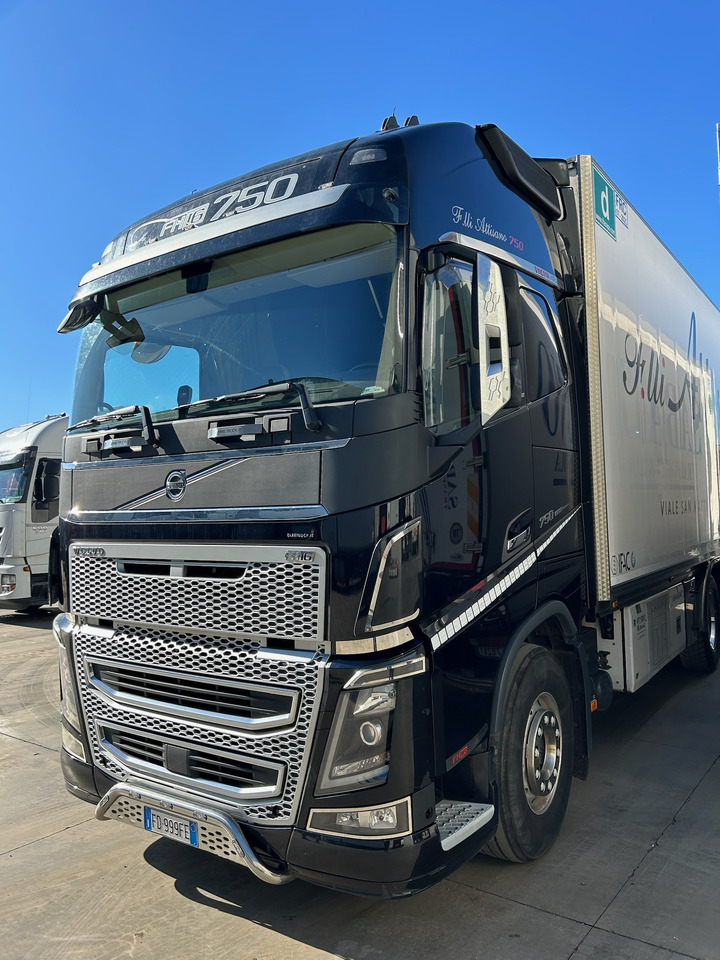 VOLVO FH 750 - Рефрижератор: фото 5 VOLVO FH 750 - Рефрижератор: фото 5