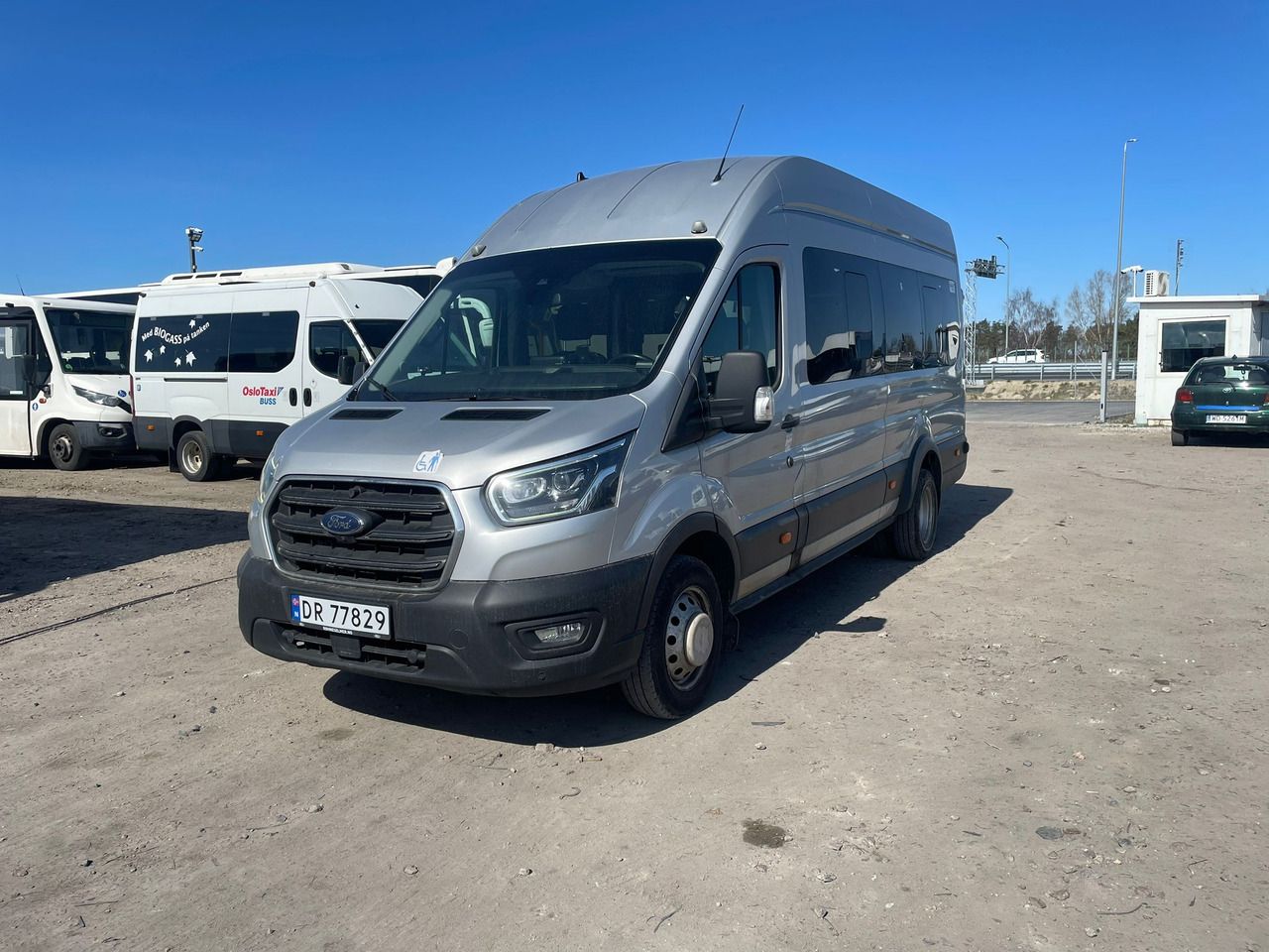 FORD TRANSIT - Микроавтобус, Пассажирский фургон: фото 1 FORD TRANSIT - Микроавтобус, Пассажирский фургон: фото 1