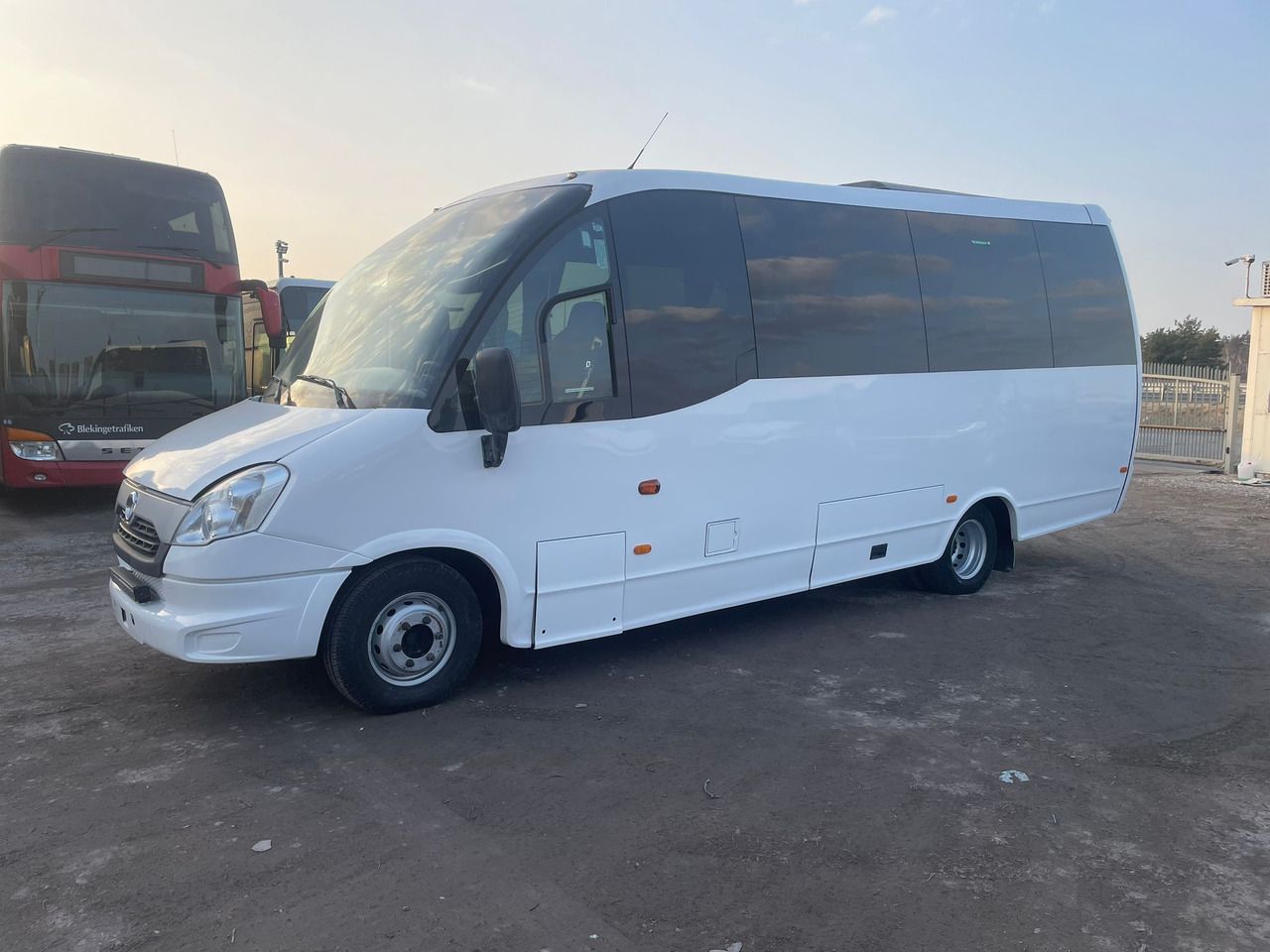 IVECO WING - Туристический автобус: фото 3 IVECO WING - Туристический автобус: фото 3