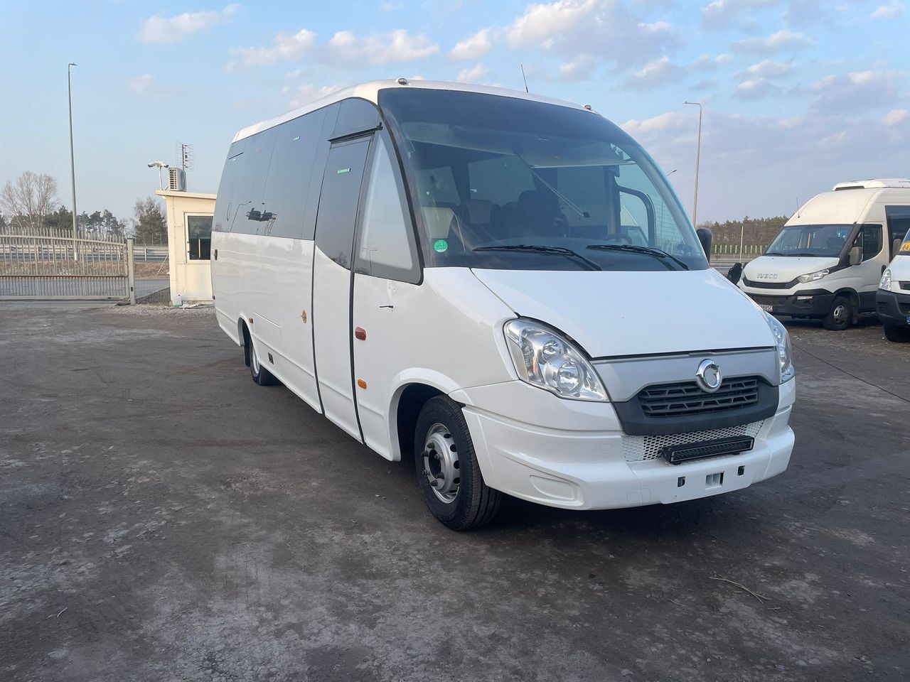 IVECO WING - Туристический автобус: фото 1 IVECO WING - Туристический автобус: фото 1