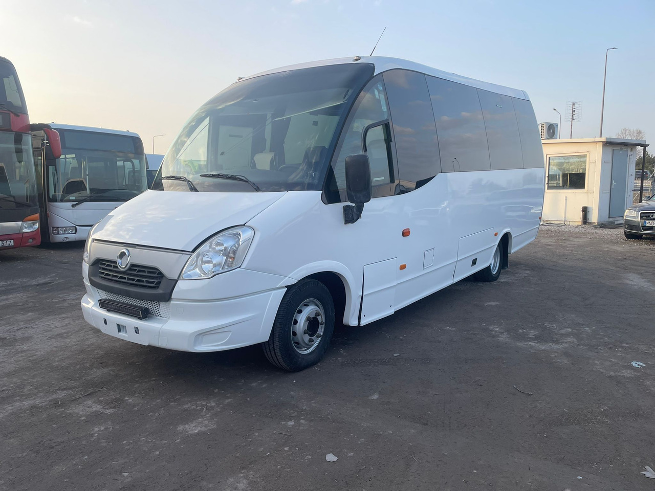 IVECO WING - Туристический автобус: фото 2 IVECO WING - Туристический автобус: фото 2