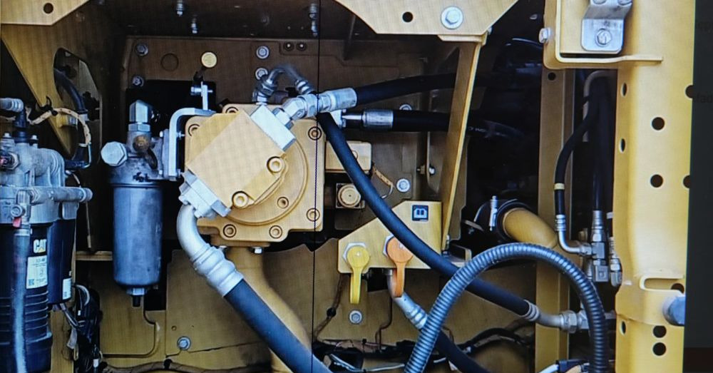 Caterpillar cat 320 - Гусеничный экскаватор: фото 2 Caterpillar cat 320 - Гусеничный экскаватор: фото 2