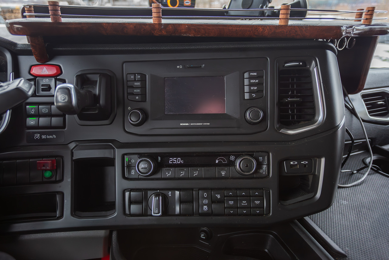 Тягач SCANIA R450: фото 17