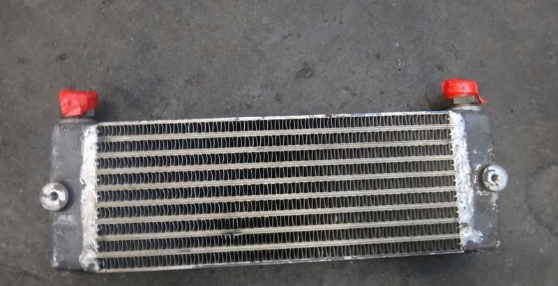 Fendt Favorit CHŁODNICZKA OLEJU - Масляный радиатор: фото 1 Fendt Favorit CHŁODNICZKA OLEJU - Масляный радиатор: фото 1
