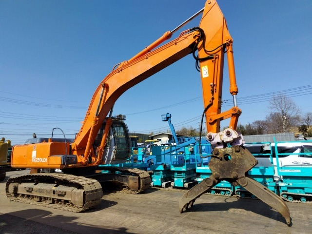 HITACHI EX230LCH-5 - Гусеничный экскаватор: фото 5 HITACHI EX230LCH-5 - Гусеничный экскаватор: фото 5