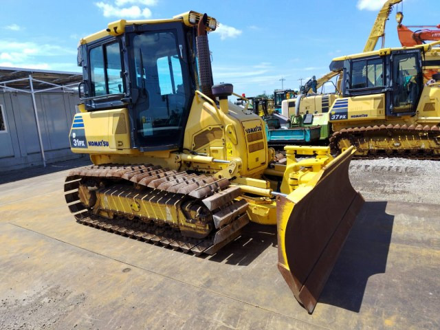 KOMATSU D31PX-22 - Бульдозер: фото 5 KOMATSU D31PX-22 - Бульдозер: фото 5