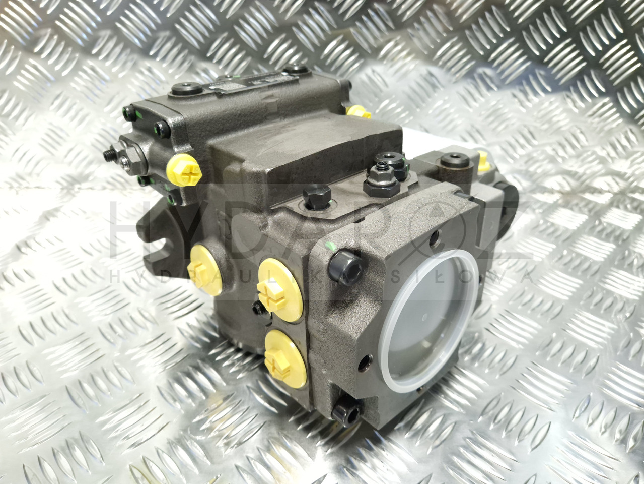 Avant drive pump M4PV28-28 Bondioli & Pavesi HP Hydraulic M4PV28-28K230AR6BVYI-Q8 - Гидравлический насос: фото 3 Avant drive pump M4PV28-28 Bondioli & Pavesi HP Hydraulic M4PV28-28K230AR6BVYI-Q8 - Гидравлический насос: фото 3