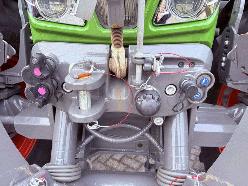 Трактор Fendt 720 Vario Profi Plus – Gen 6: фото 12 Трактор Fendt 720 Vario Profi Plus – Gen 6: фото 12