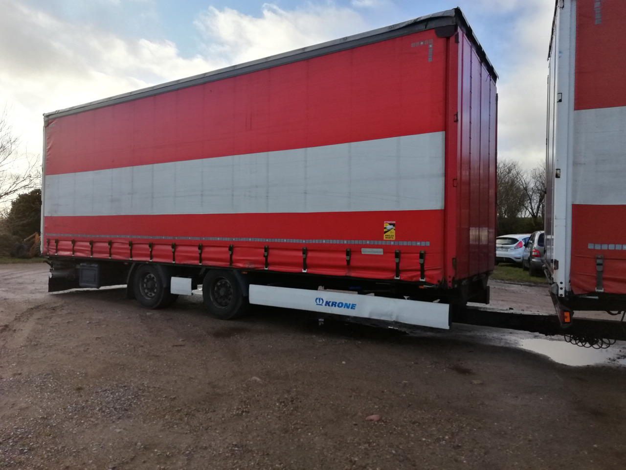 Ive Stralis - Тентованный грузовик: фото 3 Ive Stralis - Тентованный грузовик: фото 3