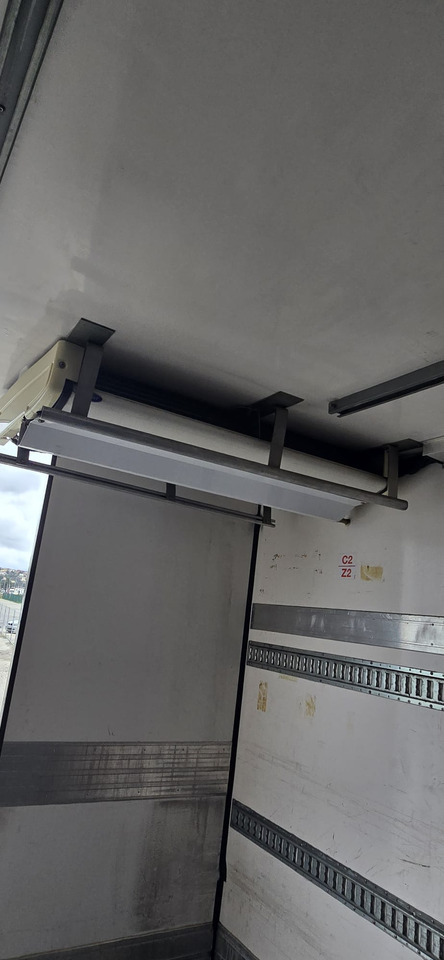 RENAULT D WIDE - Рефрижератор: фото 5 RENAULT D WIDE - Рефрижератор: фото 5