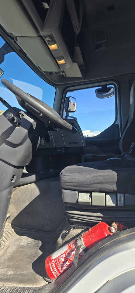 Тягач RENAULT PRENIUM: фото 7