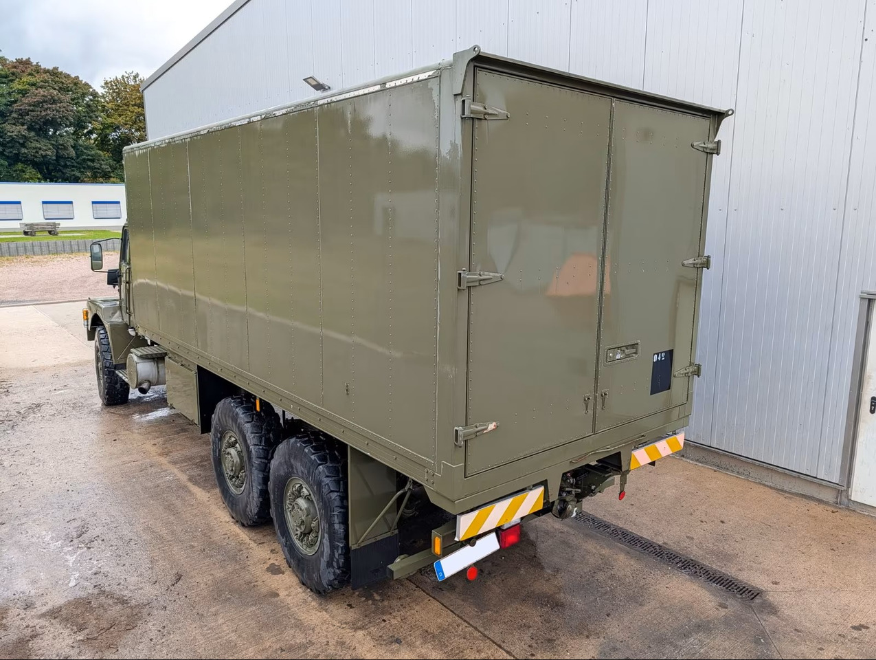 VOLVO N10 - Грузовик с закрытым кузовом: фото 3 VOLVO N10 - Грузовик с закрытым кузовом: фото 3