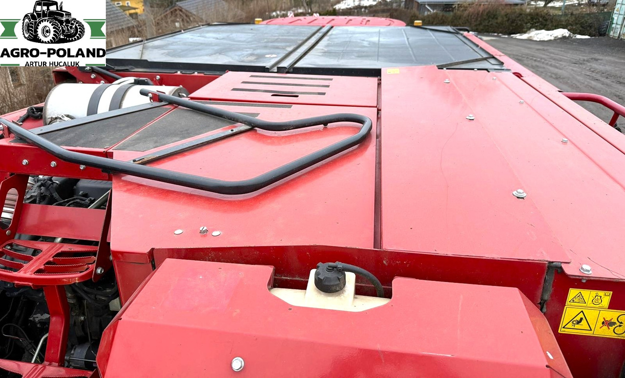 CASE IH 8240 AFS - 2018 ROK + MACDON FD 135 - 2018 ROK - Зерноуборочный комбайн: фото 5 CASE IH 8240 AFS - 2018 ROK + MACDON FD 135 - 2018 ROK - Зерноуборочный комбайн: фото 5