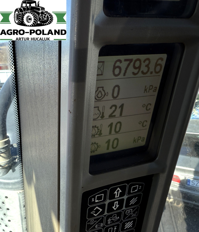 CASE IH MAGNUM 380 CVX ROWTRAC - 2016 ROK - 6793 H - GPS - AUTOPILOT - Трактор: фото 2 CASE IH MAGNUM 380 CVX ROWTRAC - 2016 ROK - 6793 H - GPS - AUTOPILOT - Трактор: фото 2