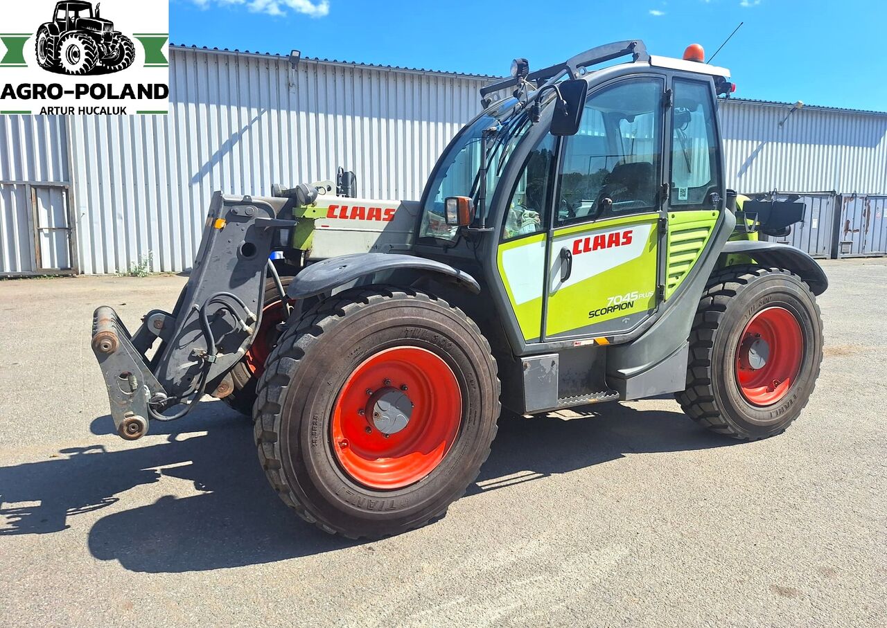 CLAAS SCORPION 7045 PLUS - 2013 ROK - ŁYŻKA - WIDŁY - Телескопический фронтальный погрузчик: фото 1 CLAAS SCORPION 7045 PLUS - 2013 ROK - ŁYŻKA - WIDŁY - Телескопический фронтальный погрузчик: фото 1