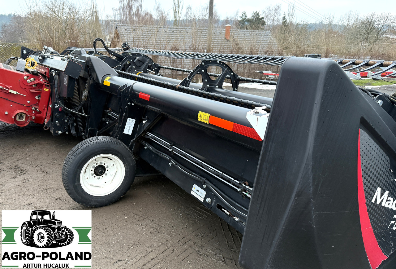 MACDON FD 135 FLEXDRAPER - 2018 ROK - 10,7 M - ADAPTACJA CASE - Жатка зерновая: фото 4 MACDON FD 135 FLEXDRAPER - 2018 ROK - 10,7 M - ADAPTACJA CASE - Жатка зерновая: фото 4