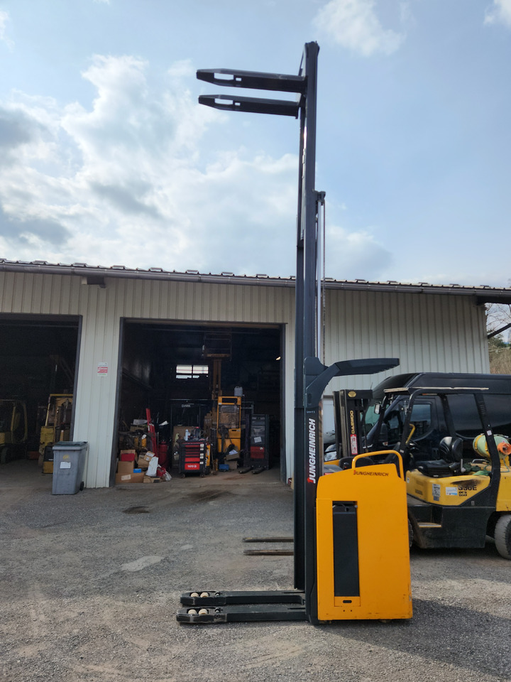 JUNGHEINRICH ESC 216z - Складская техника: фото 5 JUNGHEINRICH ESC 216z - Складская техника: фото 5