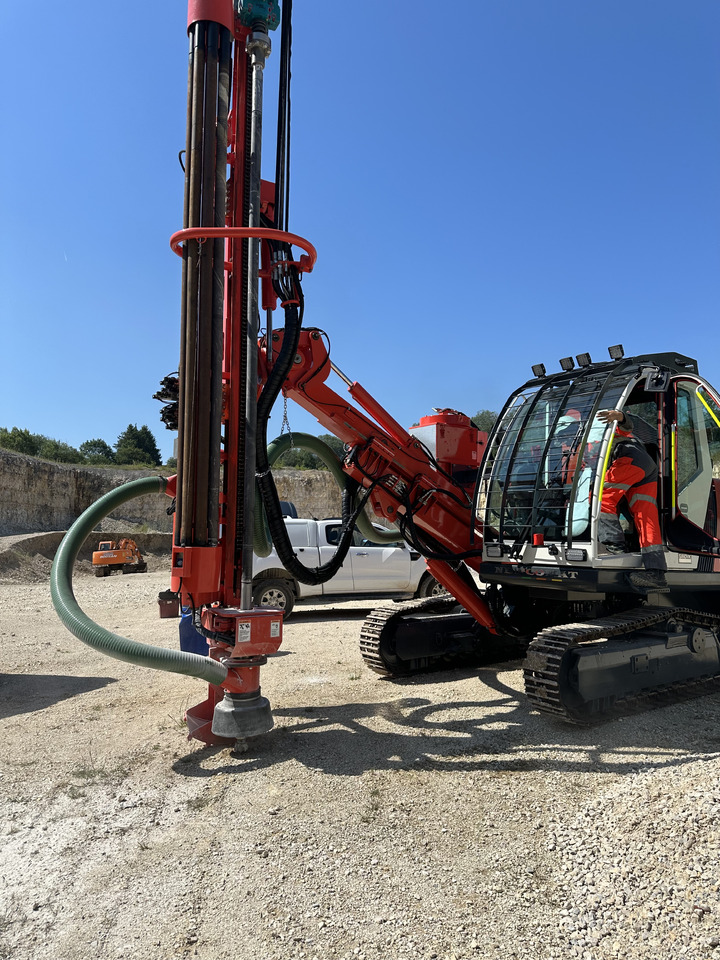 SANDVIK DI200 - Буровая машина: фото 3 SANDVIK DI200 - Буровая машина: фото 3