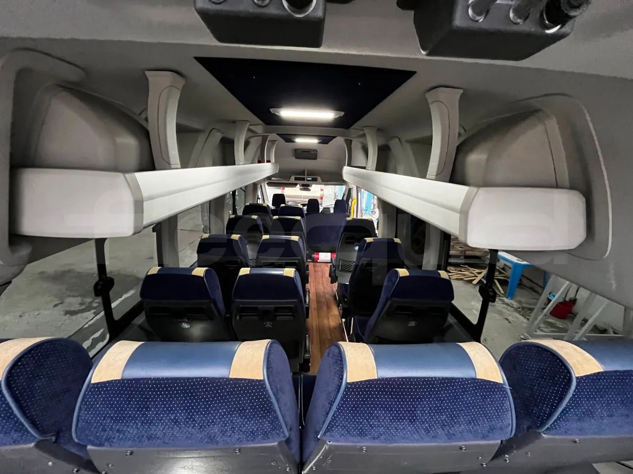 Пригородный автобус Ford Transit: фото 29 Пригородный автобус Ford Transit: фото 29