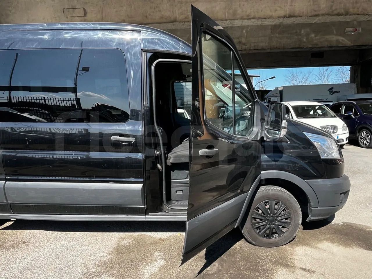 Микроавтобус, Пассажирский фургон Ford Transit: фото 10 Микроавтобус, Пассажирский фургон Ford Transit: фото 10