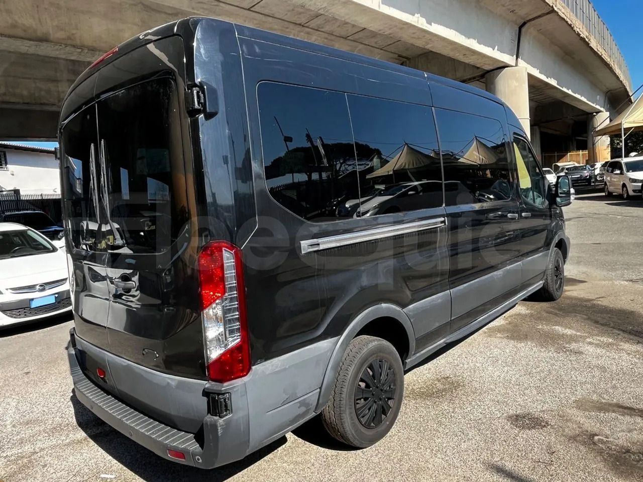 Микроавтобус, Пассажирский фургон Ford Transit: фото 6 Микроавтобус, Пассажирский фургон Ford Transit: фото 6