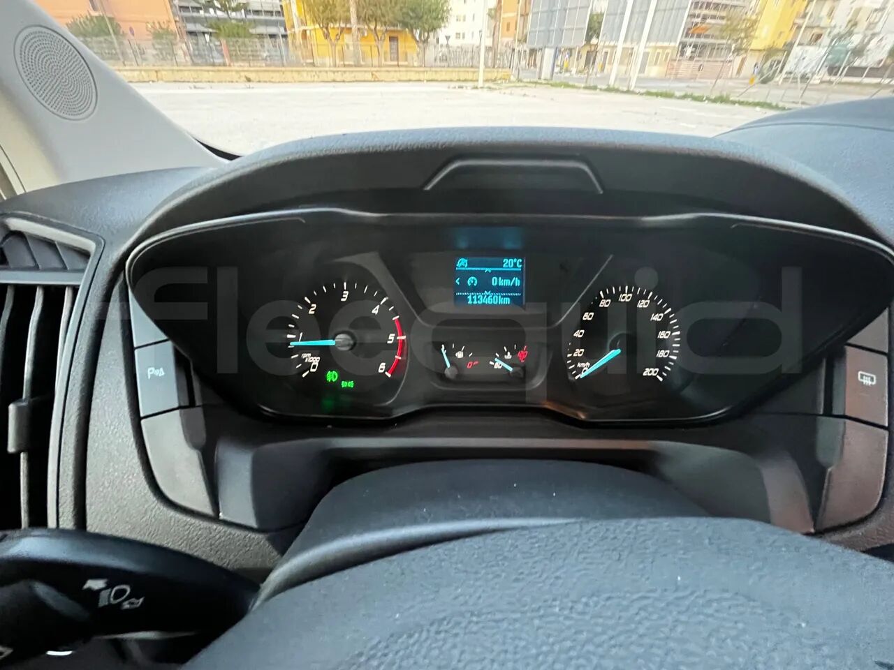 Ford Transit - Пригородный автобус: фото 3 Ford Transit - Пригородный автобус: фото 3