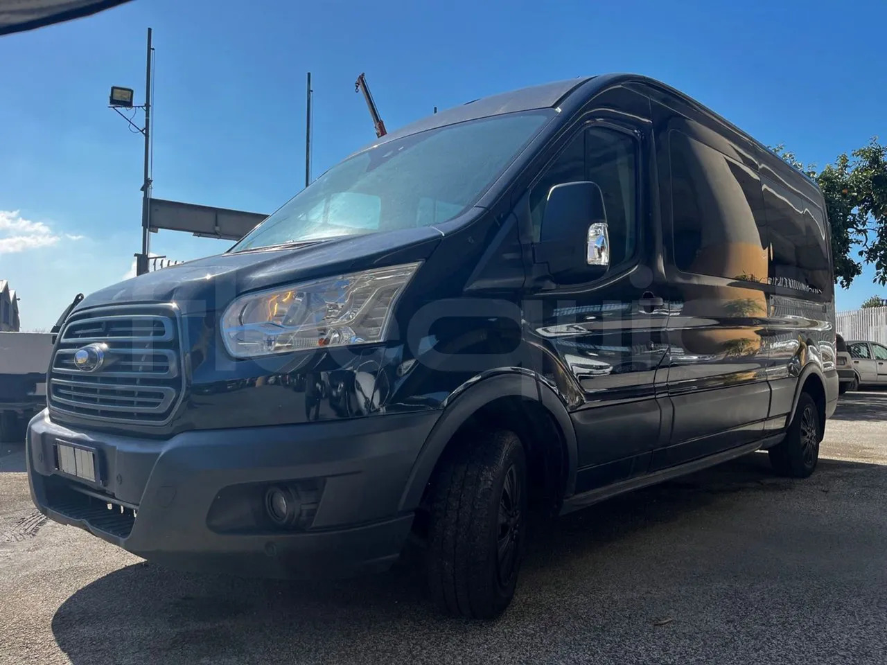 Ford Transit - Микроавтобус, Пассажирский фургон: фото 2 Ford Transit - Микроавтобус, Пассажирский фургон: фото 2