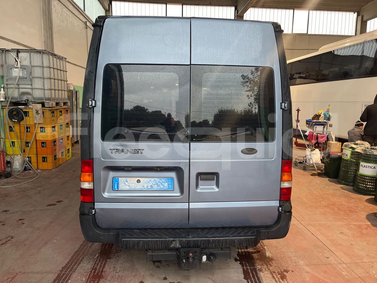 Ford Transit - Микроавтобус, Пассажирский фургон: фото 3 Ford Transit - Микроавтобус, Пассажирский фургон: фото 3