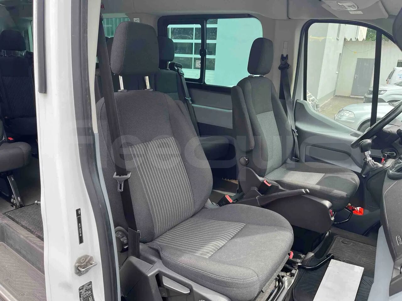 Пригородный автобус Ford Transit: фото 32 Пригородный автобус Ford Transit: фото 32