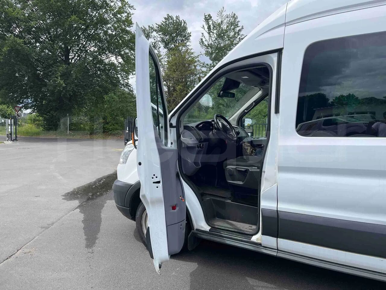Пригородный автобус Ford Transit: фото 15 Пригородный автобус Ford Transit: фото 15