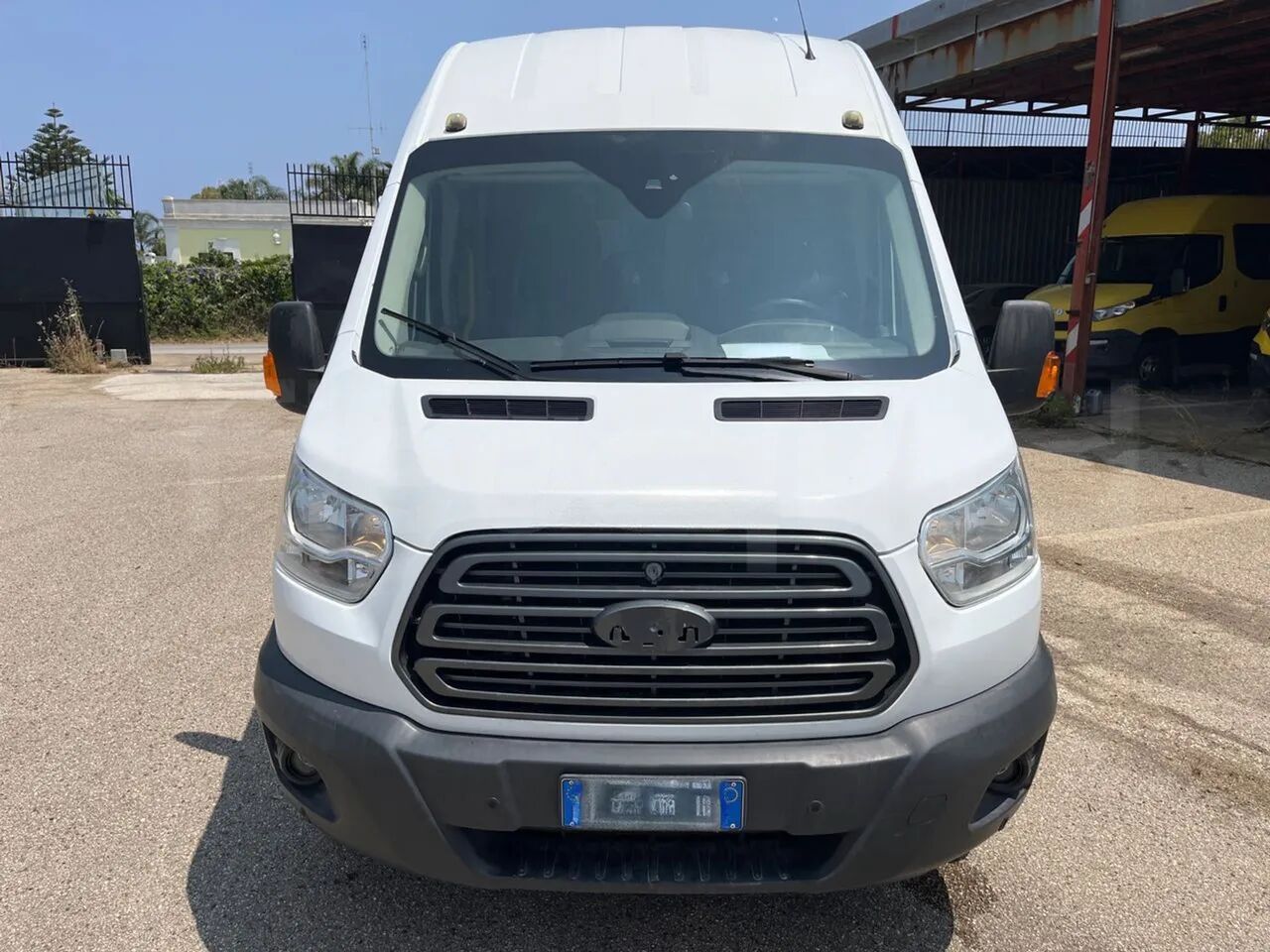 Ford Transit - Пригородный автобус: фото 2 Ford Transit - Пригородный автобус: фото 2