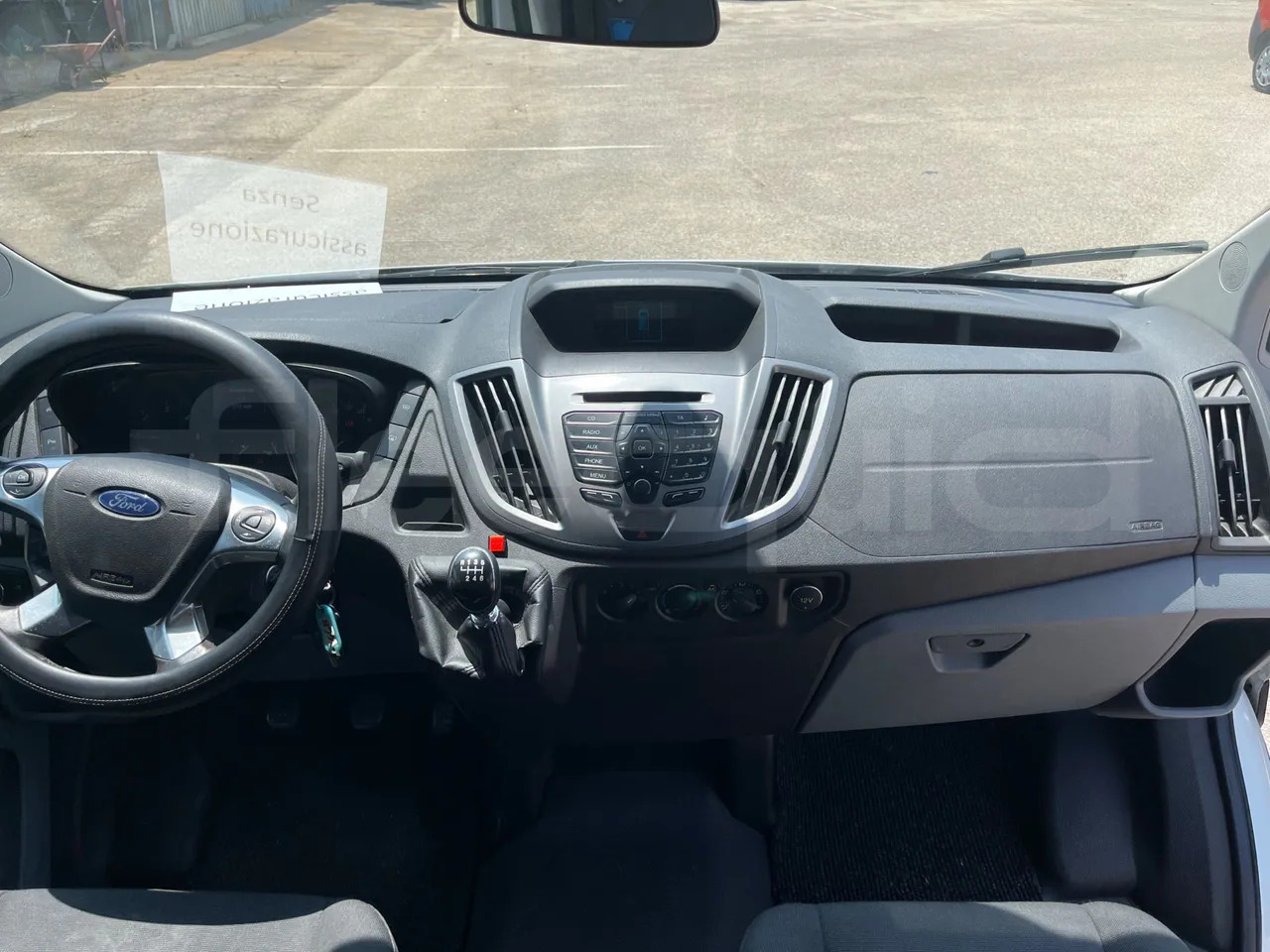 Микроавтобус, Пассажирский фургон Ford Transit: фото 20