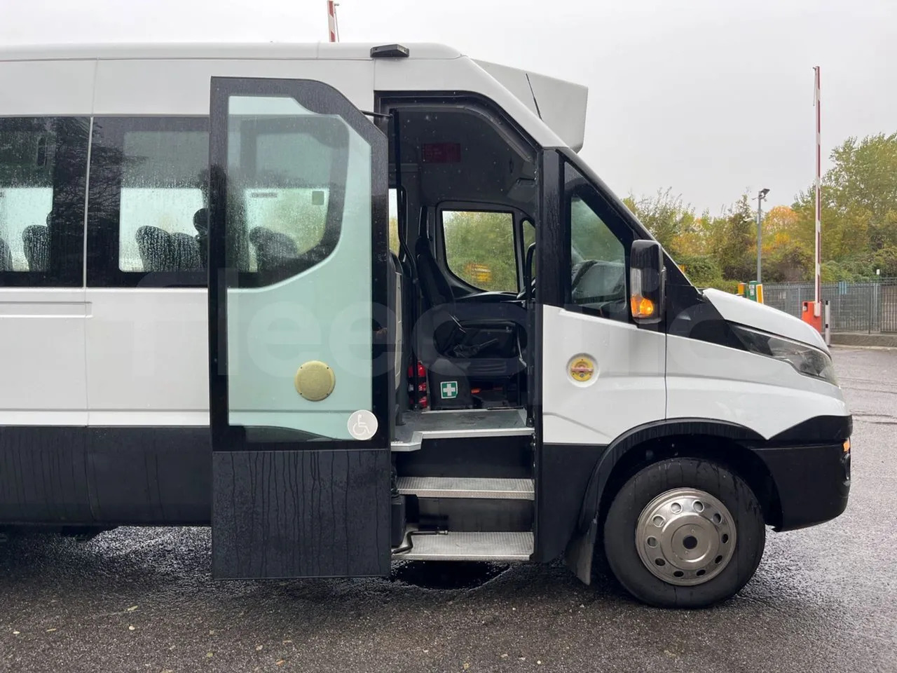 Пригородный автобус Iveco Daily: фото 13 Пригородный автобус Iveco Daily: фото 13